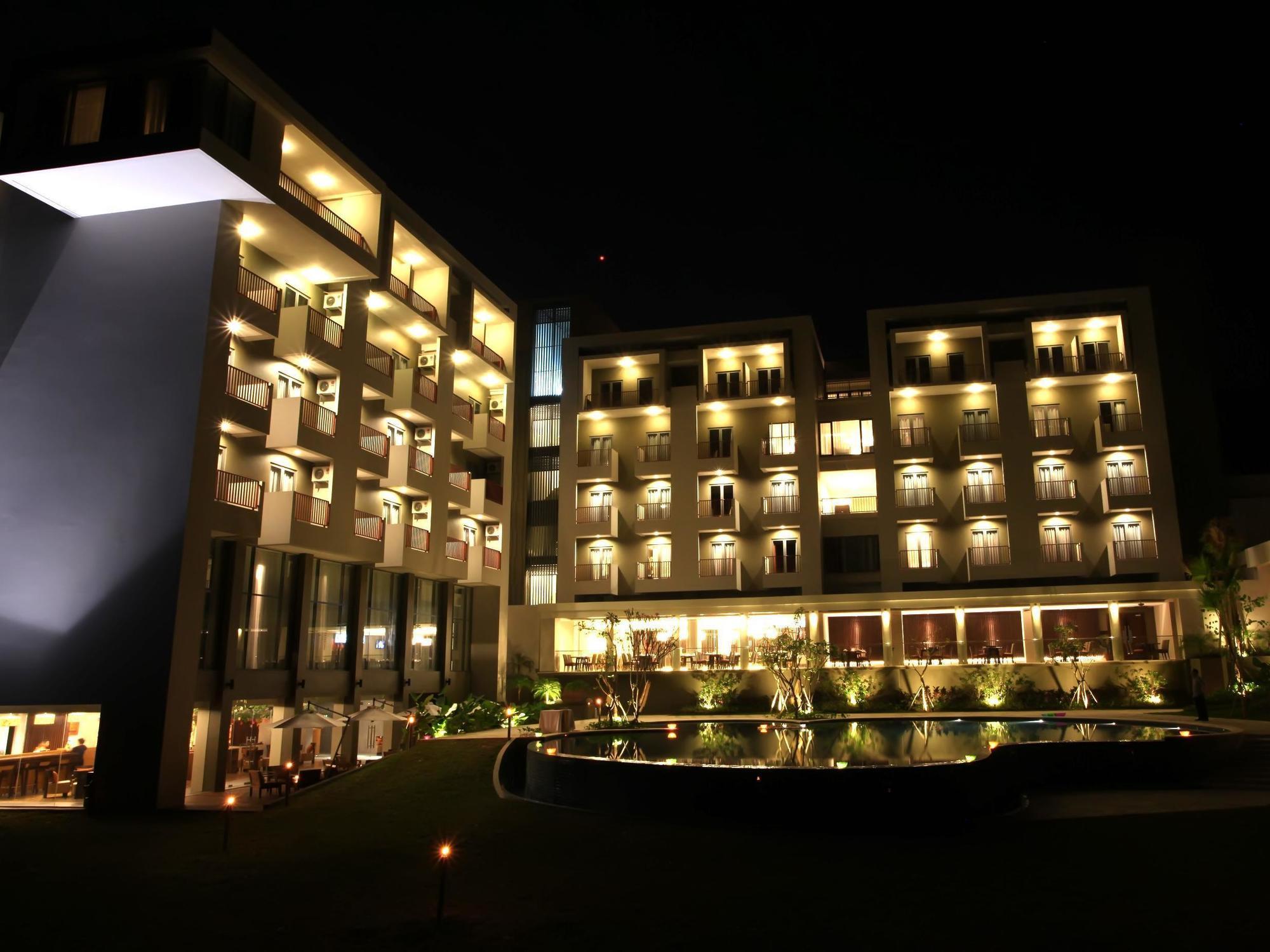 Soll Marina Hotel & Conference Center Bangka Pangkal Pinang Exteriér fotografie